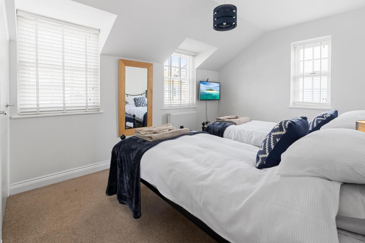 A Modern And Cosy Apartment Just Yards From Brixham'S Bustling Harbourside Екстериор снимка