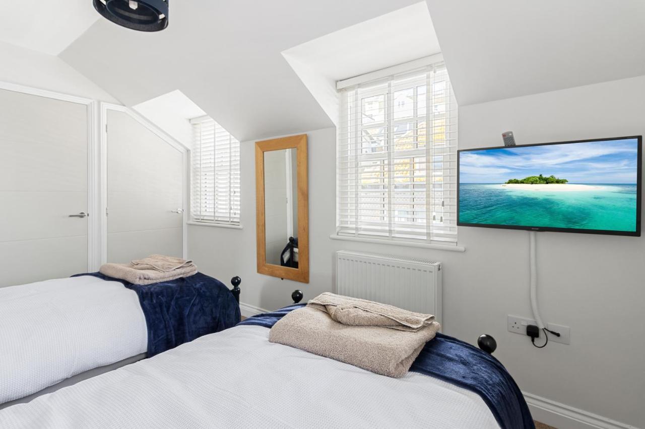 A Modern And Cosy Apartment Just Yards From Brixham'S Bustling Harbourside Екстериор снимка